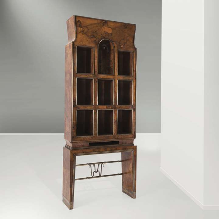 Cabinet in walnut veneer for Gabriele D'Annunzio's "Opera Omnia"